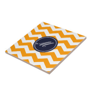 Gold und Navy Blau Zickzack mit Monogramm-Tile Fliese