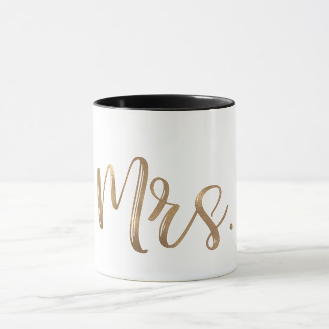 Gold und Weiß MRS. Typografie Moderne Minimalart Tasse (Zentrum)