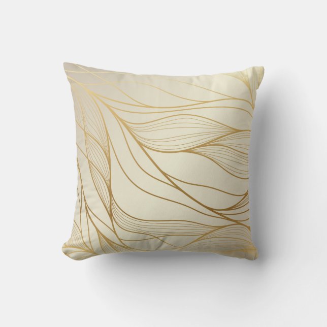 Gold wavy pattern. Luxurious golden linear ornamen Kissen (Vorderseite)