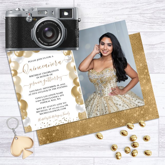 Gold White Sparkle Foto Quinceañera Balloon Einladung (Gold Glitter Balloon Quinceanera Invitation)
