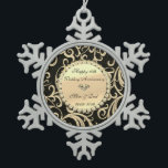 Gold Wirbel Diamonds 10. Hochzeitstag Schneeflocken Zinn-Ornament<br><div class="desc">Elegante goldene Wirbel 10. Hochzeitstag Schmuck.</div>