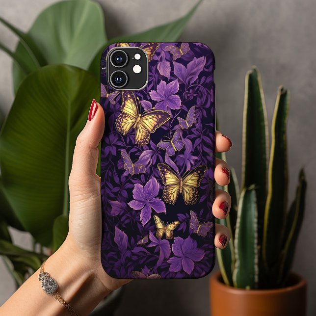 Goldbarren auf violetten Blumen Case-Mate iPhone Hülle (Von Creator hochgeladen)