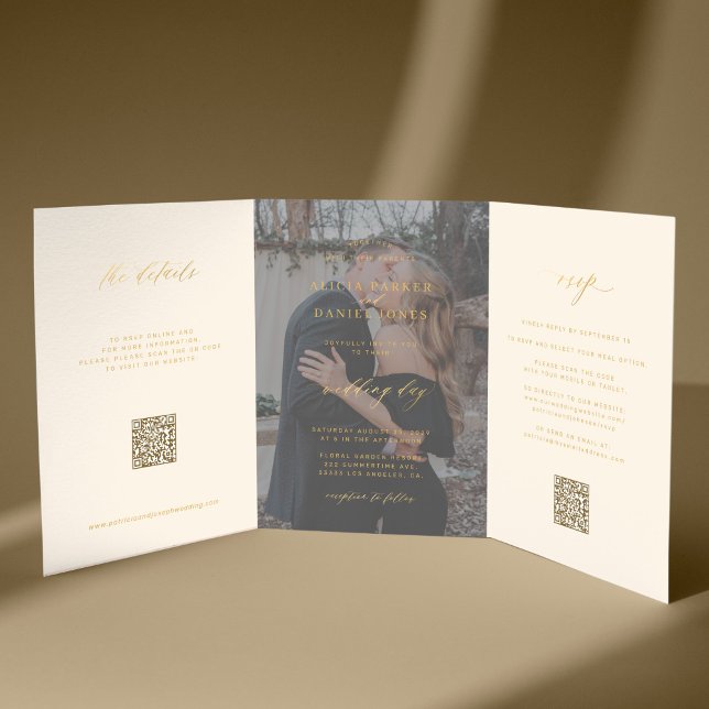 Goldcreme Foto Hochzeit RSVP Details QR-Code Dreifach Gefaltete Einladung (Von Creator hochgeladen)