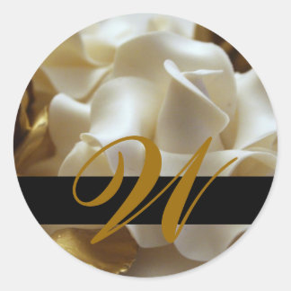 Goldcreme-Rose-Monogramm-Hochzeitskleber Runder Aufkleber