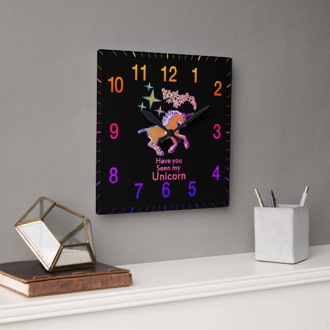 GoldEinhorn-Ponypferd mit goldenen Sternen Quadratische Wanduhr (Büro)