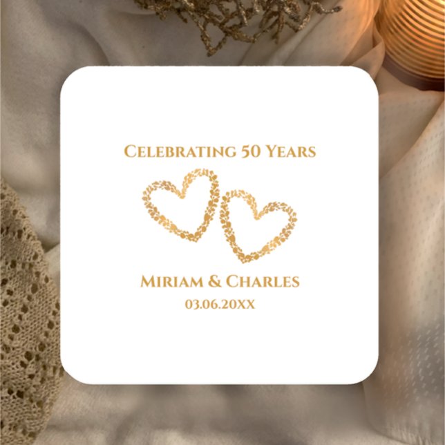 Golden 50 th Wedding Anniversary Heart Personalisi Rechteckiger Pappuntersetzer (Personalize these simple elegant golden heart coasters for stylish 50th wedding anniversary table
)