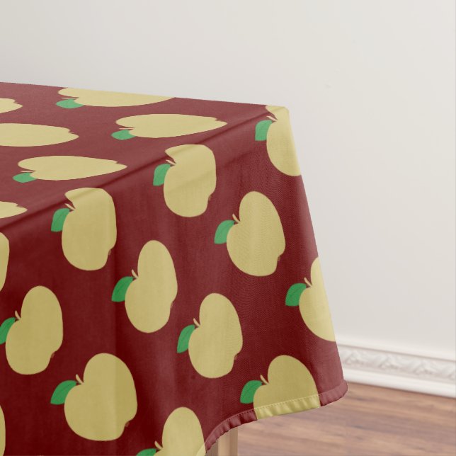 Golden Apple on Red Tischdecke (Beispiel)