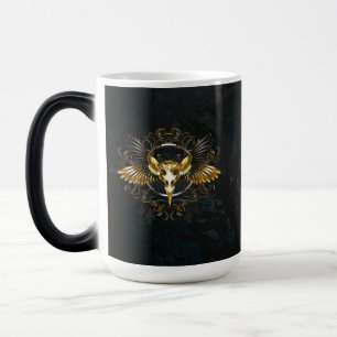 Golden Bird Skull auf schwarzem Hintergrund Verwandlungstasse