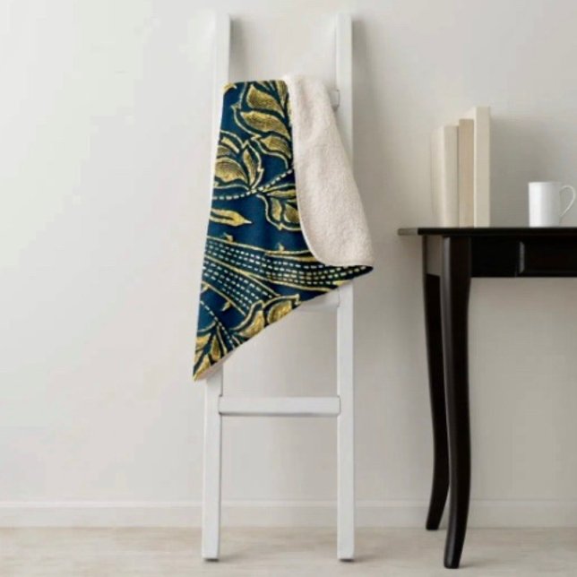 Golden Blossom Elegance  Sherpadecke (Von Creator hochgeladen)