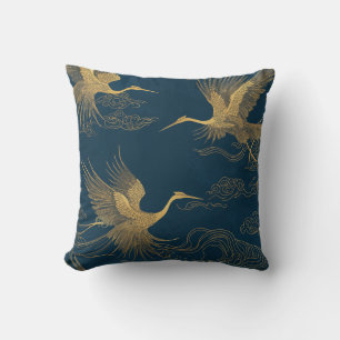 Golden Cranes am Mitternachtsblau Kissen