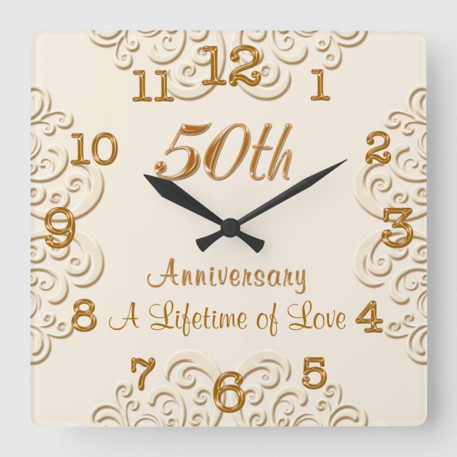 Golden Customizable 50th Wedding Anniversary Clock Quadratische Wanduhr (Vorderseite)