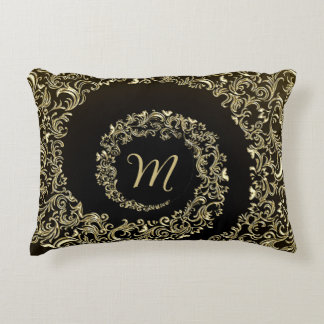 Golden Damask Monogram Dekokissen