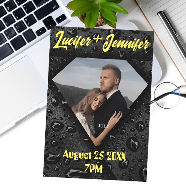 Golden Diamond Moderne Elegante Hochzeit nach Maß Einladung (Von Creator hochgeladen)