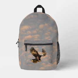 Golden Eagle in Cloudy Sky Backpack Bedruckter Rucksack