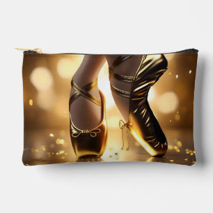 Golden Elegance: Ballerinaschuhe auf goldenem Boke Zubehörtasche