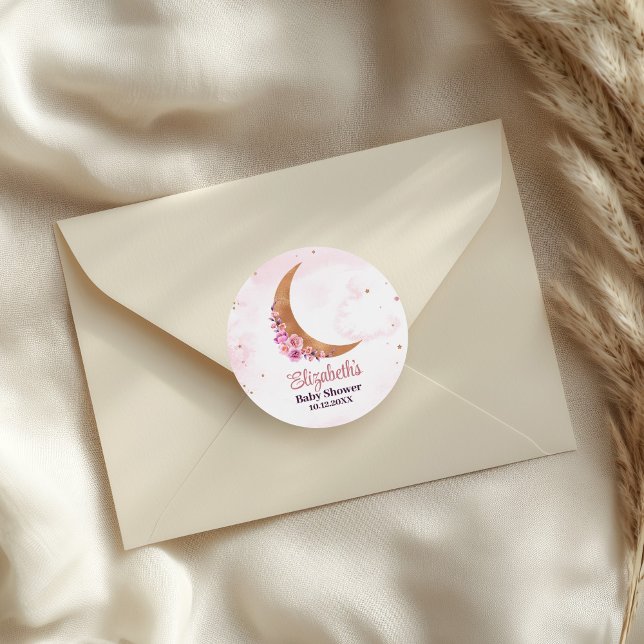 Golden Floral Moon Babydusche Runder Aufkleber (Golden Floral Moon Baby Shower Classic Round Sticker on an elegant envelope.)