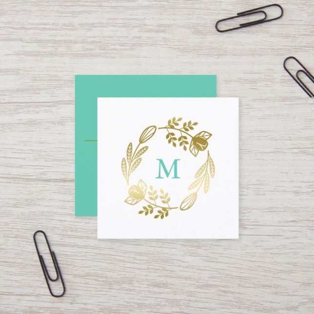 Golden Floral Wreath & Minze Green Monogram Quadratische Visitenkarte (Vorderseite/Rückseite Beispiel)