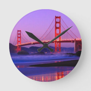Golden Gate Bridge am Baker Beach am Sonntag Runde Wanduhr