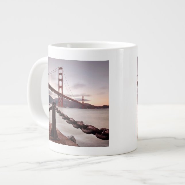 Golden Gate Bridge gegen Berge Jumbo-Tasse (Vorderseite Links)