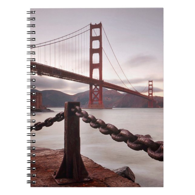 Golden gate bridge gegen Berge Notizblock (Vorderseite)