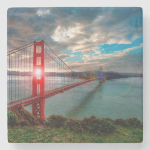 Golden gate bridge mit Sun, der durch scheint Steinuntersetzer