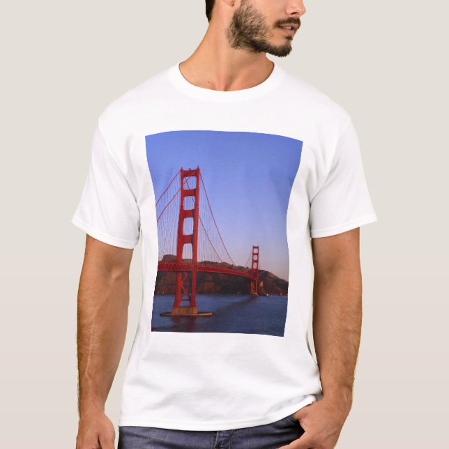 Golden Gate Bridge, San Francisco, Kalifornien, 2 T-Shirt (Vorderseite)