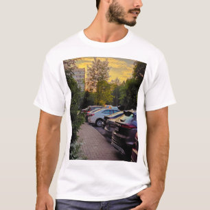 Golden Hour Street Photo Tee – Anpassbar