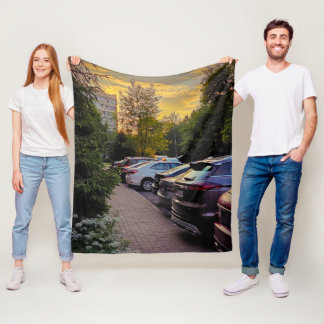 Golden Hour Urban Fleece Blanket – Anpassbar