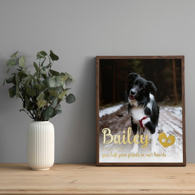 Golden Paw Prints in unserem Hearts Dog Memorial Foliendrucke (Von Creator hochgeladen)