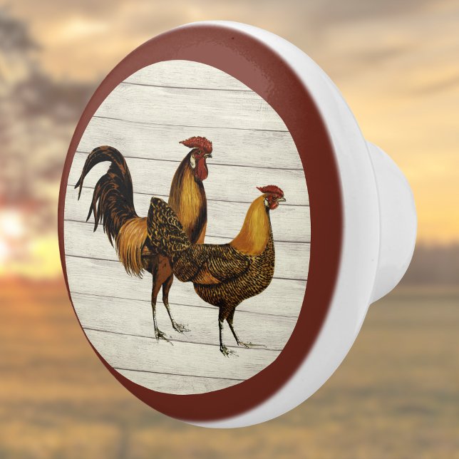 Golden Penciled Hamburg Roosters Maroon Farmhouse Keramikknauf (Von Creator hochgeladen)