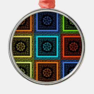 Golden Red Blue Green Masai Traditionelle Farben Silbernes Ornament