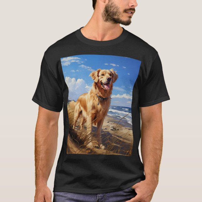 Golden Retriever am Strand T-Shirt (Vorderseite)