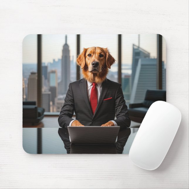 Golden Retriever CEO in einem modernen Büro Mousepad (Mit Mouse)