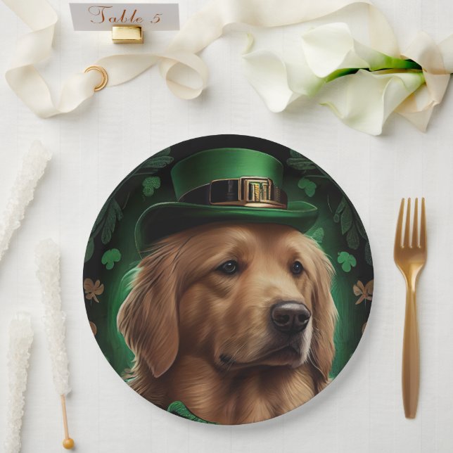Golden Retriever Dog am St. Patrick's Day Pappteller (Hochzeit)