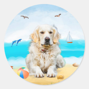 Golden Retriever Dog on Beach Runder Aufkleber