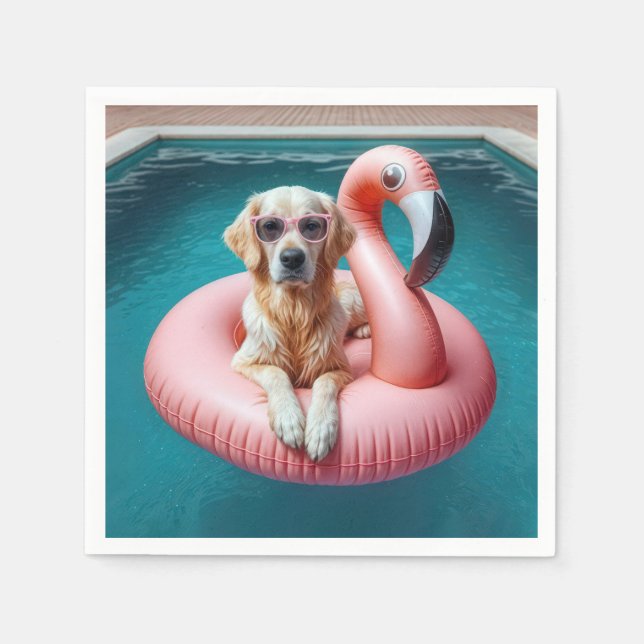 Golden Retriever im Flamingo-Poolspielzeug Serviette (Vorderseite)