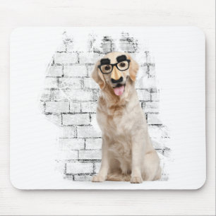 Golden Retriever mit lustiger Maske Mousepad
