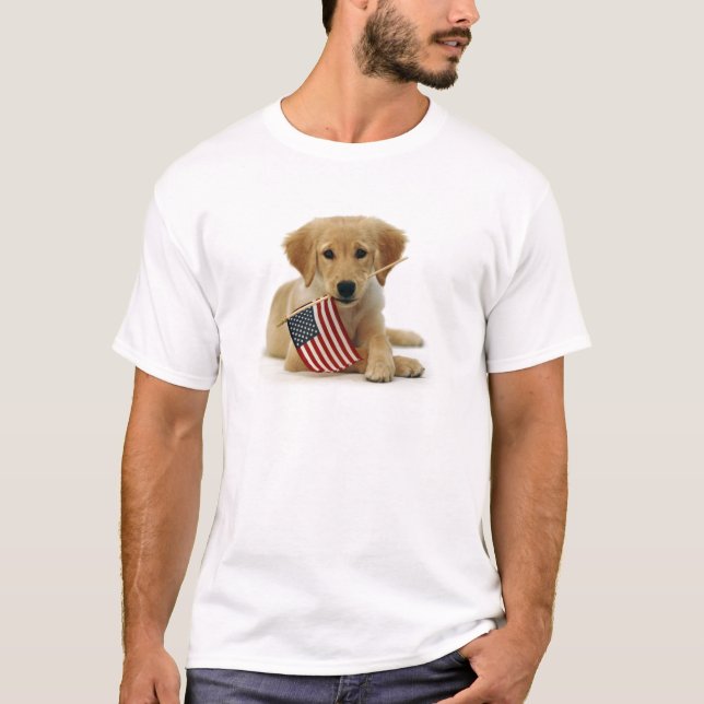 Golden retriever-Welpe und Flagge T-Shirt (Vorderseite)