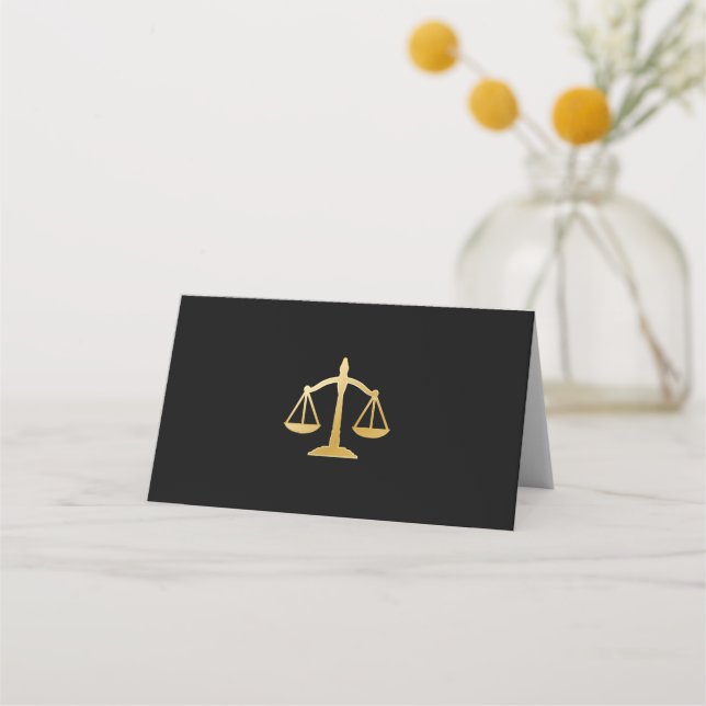 Golden Scales of Justice Theme Design Platzkarte (Vorderseite)