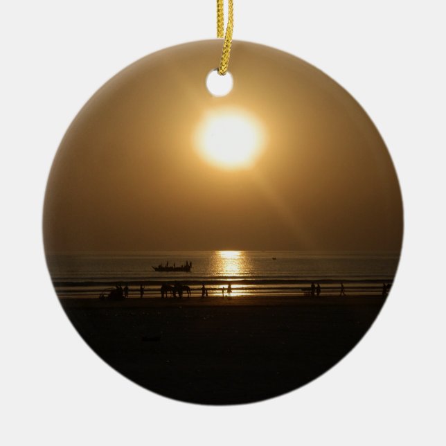 Golden Summer Sunset Reflektion am Strand Keramikornament (Vorne)