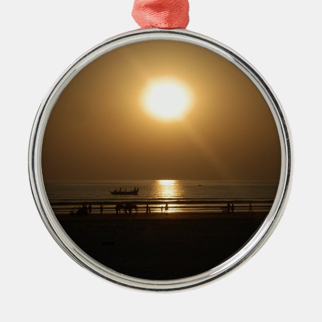 Golden Summer Sunset Reflektion am Strand Silbernes Ornament (Vorne)