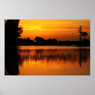 Golden Sunset Hinter dem See Poster