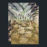 Golden Tropical Pineaple Sweet 16 Party  Einladung<br><div class="desc">Anpassen für jedes Ereignis.</div>