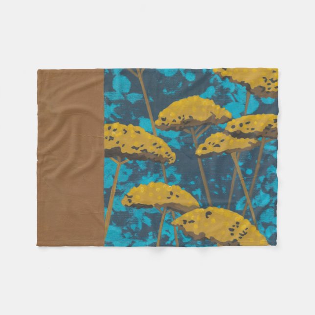 Golden Yarrow Garden mit blauem Hintergrund Fleecedecke (Vorderseite (Horizontal))