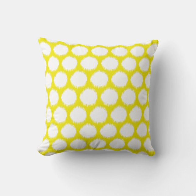 Golden Yellow Asian Moods Ikat Dots Kissen (Vorderseite)