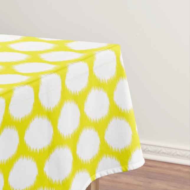 Golden Yellow Asian Moods Ikat Dots Tischdecke (Beispiel)