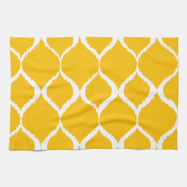 Golden Yellow Geometric Ikat Tribal Print Pattern Geschirrtuch (Horizontal)