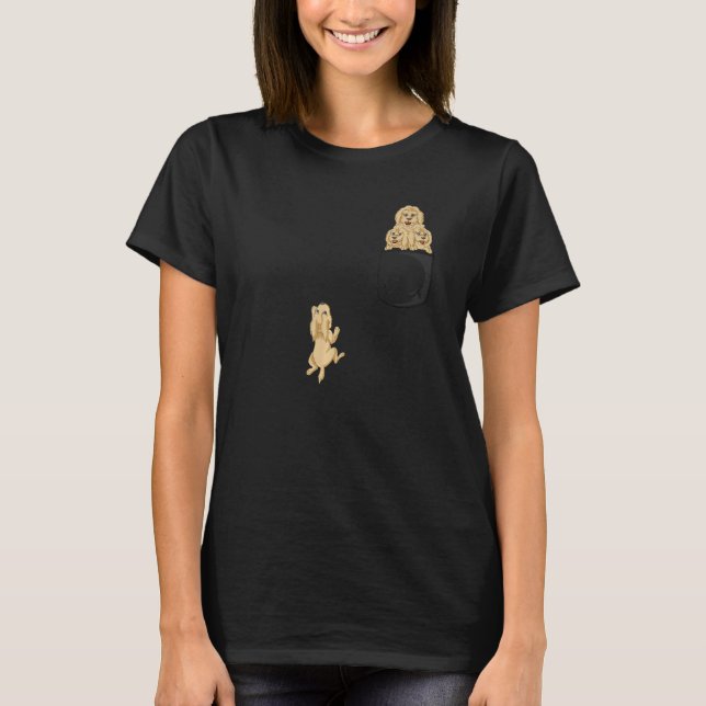 Goldendoodle Dog in Pocket Dog For Kids And Girls T-Shirt (Vorderseite)