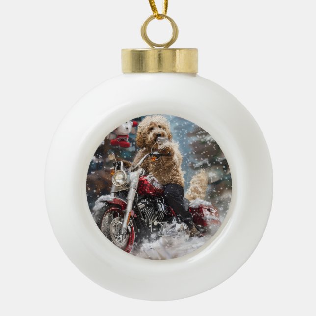 Goldendoodle Dog Riding Motorrad Weihnachten Keramik Kugel-Ornament (Vorderseite)