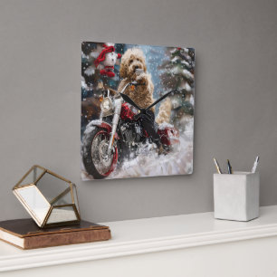 Goldendoodle Dog Riding Motorrad Weihnachten Quadratische Wanduhr
